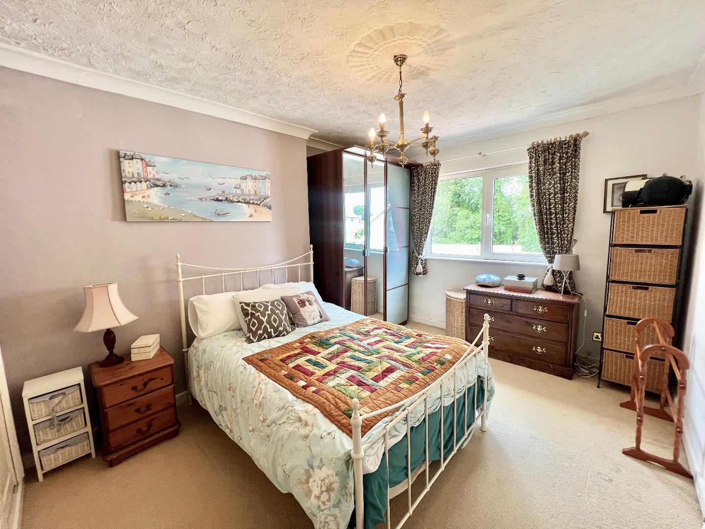 Beach Road, Porthcawl, Bridgend County Borough, CF36 5NH